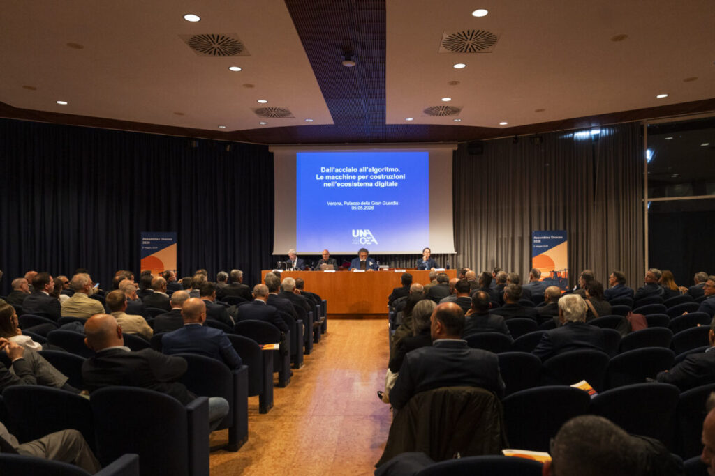 Dall’acciaio all’algoritmo. Le macchine per costruzioni nell’ecosistema digitale